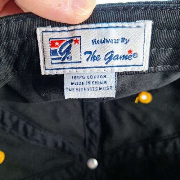 Iowa Hawkeyes NCAA Black Adjustable Strapback Dad Hat Cap The Game - Picture 9 of 9